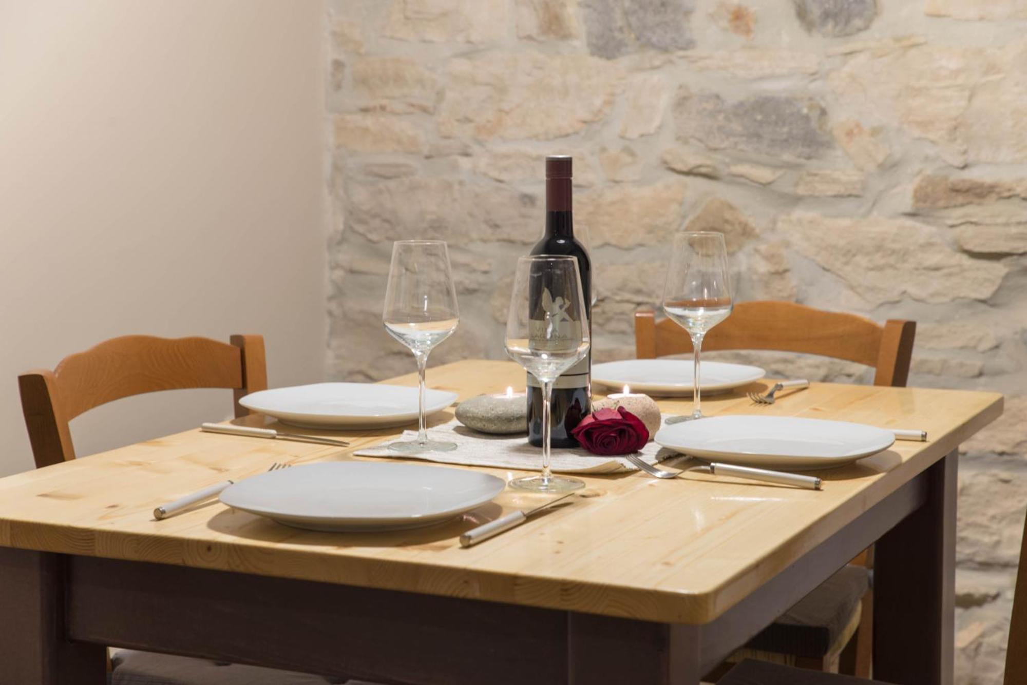 Mimoza Old Town Pula Apartments Rom bilde
